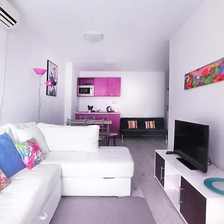 Apartment Fashionapartments In Privatecomplex With Pool&parking Balchik